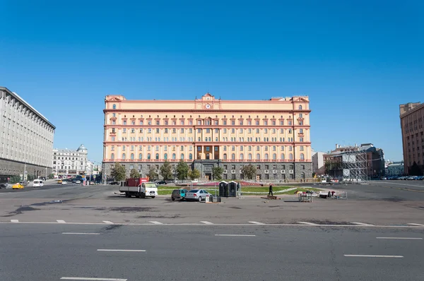 MOSCOU, RUSSIE - 21.09.2015. Place Lubyanka. bâtiment du FSB de Russie — Photo