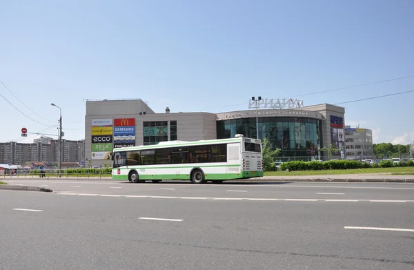MOSCA, RUSSIA 05.28.2015 - centro commerciale e di intrattenimento Iridium nella città di Zelenograd — Foto Stock