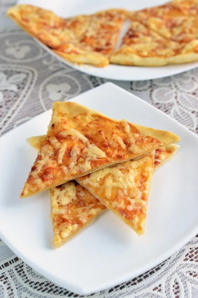 Khachapuri with cheese - Georgian national dish — Stock Photo, Image