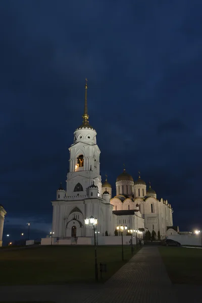 Catedral de Uspensky Patrimonio de la Humanidad por la UNESCO. El Anillo de Oro de Rusia viaja. Vladimir, Rusia — Foto de Stock