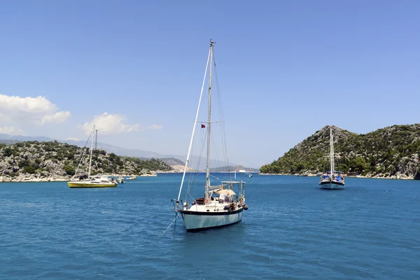 Kemer, Turkey - 06.20.2015.  yacht near the coast of Turkey — Stock Photo, Image