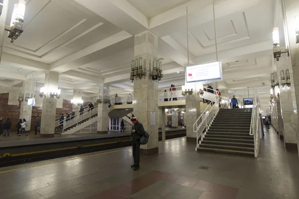 Nizhny Novgorod, RÚSSIA - 02.11.2015. Interior da estação de metrô de Moskovskaya — Fotografia de Stock