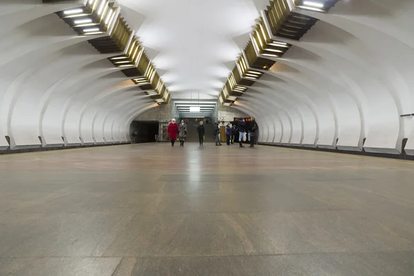 Nizhny Novgorod, RUSIA - 02.11.2015. El interior de la estación de metro Leninskaya — Foto de Stock