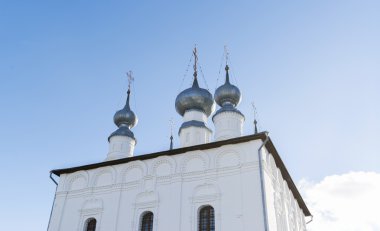 Petropavlovskaya kilisede Suzdal 1694 inşa edilmiştir. Rusya seyahat altın yüzük