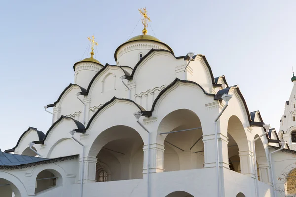 Aziz Pokrovsky Manastırı Katedrali'nde Suzdal 16. yüzyılda inşa edilmiş. Rusya'nın altın yüzük seyahat — Stok fotoğraf