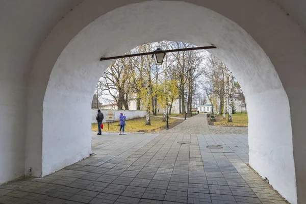 Suzdal, Rusya Federasyonu-06.11.2015. Suzdal bölge St. Euthymius manastırda Park. Rusya seyahat altın yüzük — Stok fotoğraf