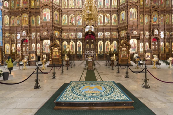 니즈니노브고로드, 러시아-03.11.2015입니다. 성당 세인트 알렉산더 Nevsky.19th 세기의 내부 — 스톡 사진
