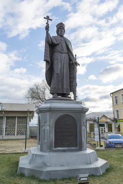 Vladimir, Rusya Federasyonu-05.11.2015. anıt Duke Vladimir, şehrin kurucusu. Altın turizm yüzük — Stok fotoğraf