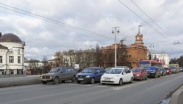 VLADIMIR, RÚSSIA - 05.11.2015. Sberbank em Bolshaya Moskovskaya Street - Centro histórico — Fotografia de Stock