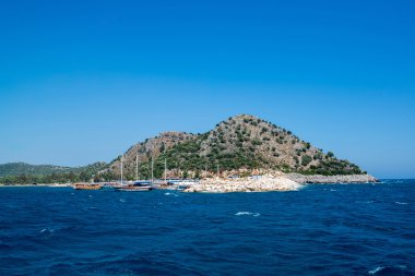 Kemer, Turkey - 06.20.2014. Rıhtımın turistler için zevk tekneler