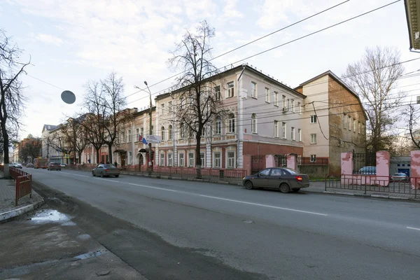 Nizhny novgorod, russland - November 04.2015. Geburtskrankenhaus Nummer eins wurde im 19. Jahrhundert erbaut — Stockfoto