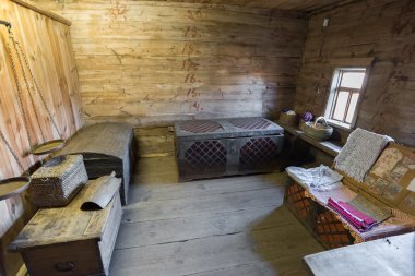 Suzdal, Rusya - 06 Kasım 2015. Müzesi ahşap mimaride köylü evlerin iç