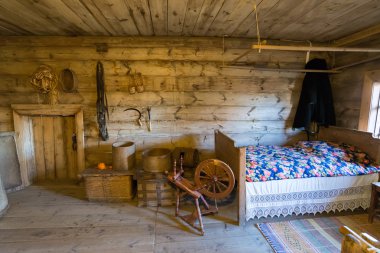 Suzdal, Rusya - 06 Kasım 2015. Müzesi ahşap mimaride köylü evlerin iç