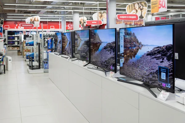 Moscow, Russia - February 02. 2016. TV in Eldorado is large chain stores selling electronics — Stock Photo, Image