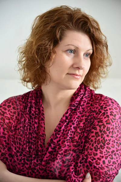 Middle-aged woman thinking about something — Stock Photo, Image