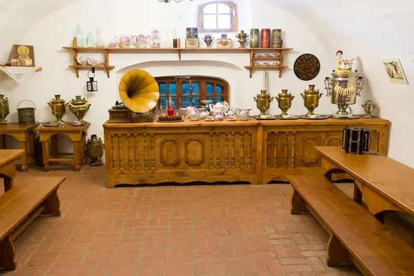 Suzdal, Rusia - 06 de noviembre de 2015. Museo Arquitectura de Madera, Casa de comerciantes de interiores — Foto de Stock