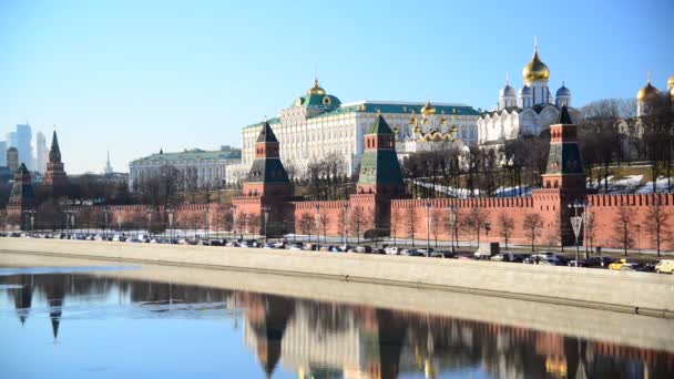 Vista de Moscow Kremlin De River, Rússia — Vídeo de Stock