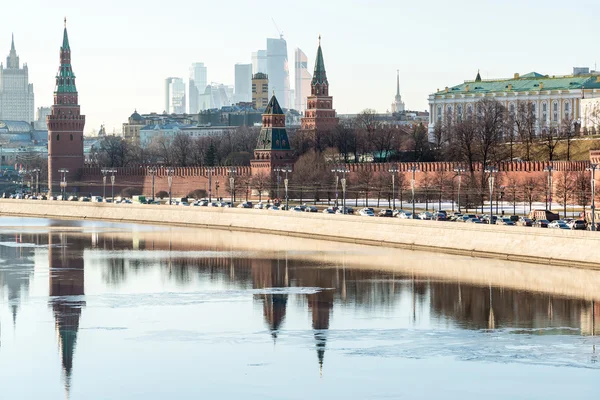 View of  Moscow Kremlin from  river, Russia — Stock Photo, Image