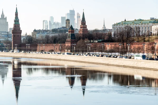 Vista del Kremlin de Moscú Desde Río, Rusia —  Fotos de Stock