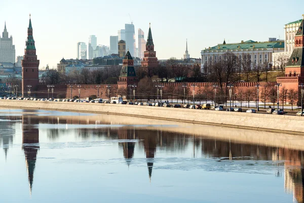 Vista del Kremlin de Moscú Desde Río, Rusia —  Fotos de Stock