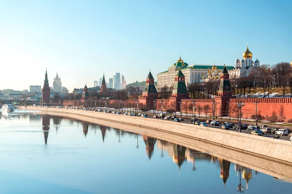 Kathedralen van het Kremlin van Moskou, Rusland — Stockfoto