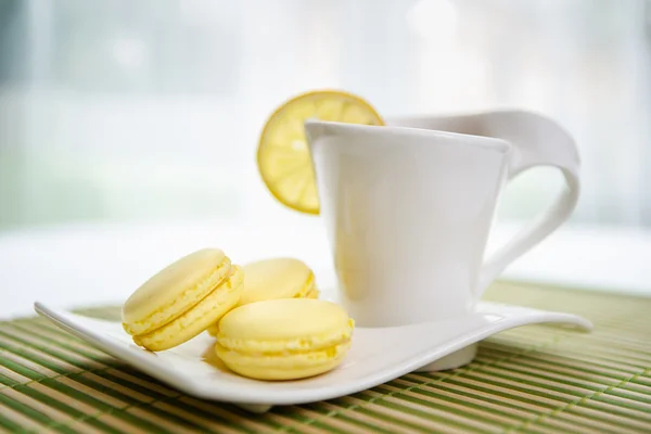 Färsk citron macarons Stockbild