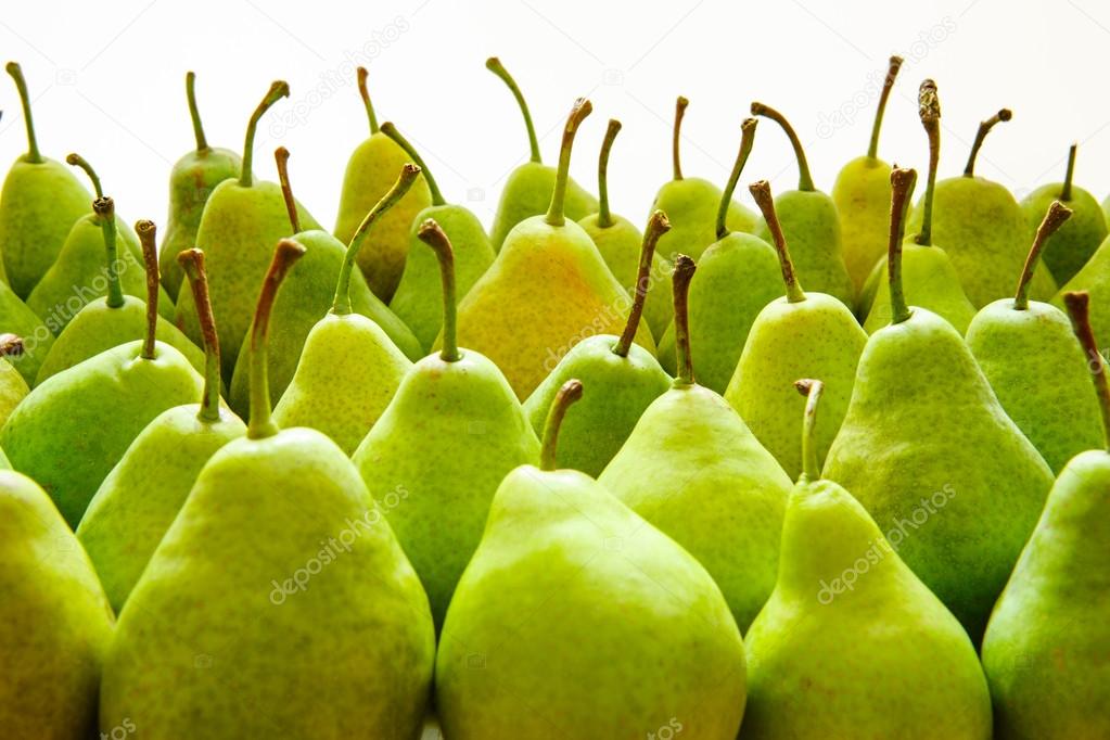 Green  Ripe Pears