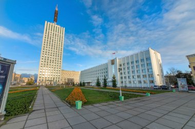 Arkhangelsk. Belediye Binası. Lenin Meydanı. Gökdelen