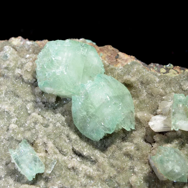 Apophyllite kristal taş — Stok fotoğraf