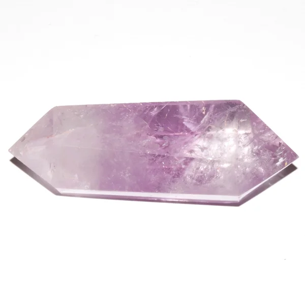 Naturliga Lavendel Ametist Kvarts Kristall Punkt Vit Bakgrund — Stockfoto