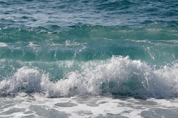 ギリシャの美しい青い海 — ストック写真