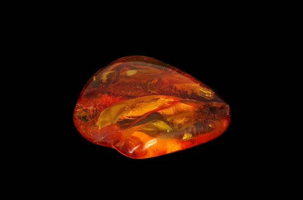 Baltic Amber Closeup Zwarte Achtergrond — Stockfoto