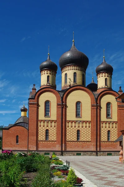 Monastero Ortodosso Puhtica Kuremae Estonia Europa — Foto Stock