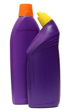 Beyaz arka plan üzerinde izole deterjan ile ekipman .colored plastik şişe Temizleme .