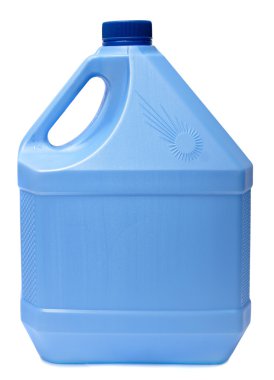 plastik şişeler beyaz zemin üzerine izole otomobil yağları