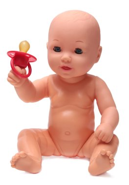 İzole beyaz zemin üzerine plastik oyuncak bebek
