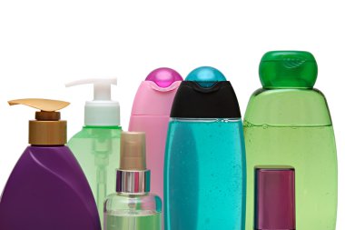 kapalı kozmetik veya hijyen jeli, sıvı sabun, losyon, krem, şampuan plastik şişe. Beyaz arka plan üzerinde izole.