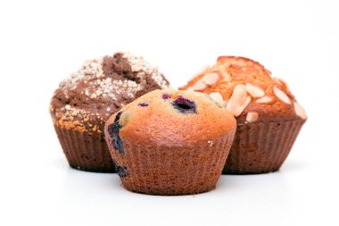 Beyaz arka plan üzerinde izole kek