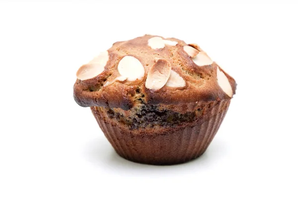 Muffin Con Almendras Aisladas Sobre Fondo Blanco —  Fotos de Stock