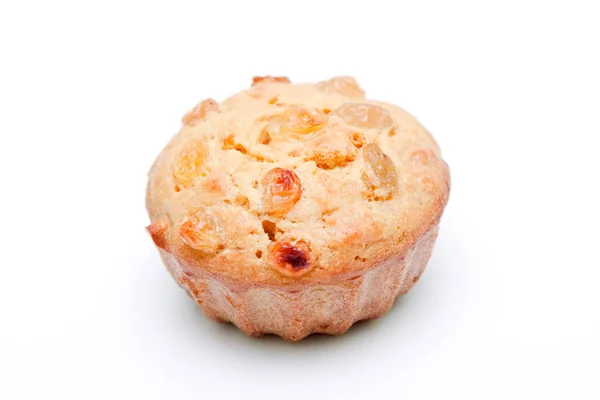 Muffin Met Rozijnen Geïsoleerd Witte Achtergrond — Stockfoto
