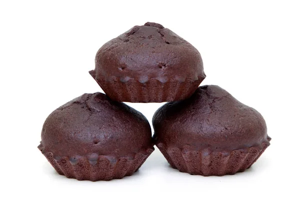 Chocolade Muffins Geïsoleerd Witte Achtergrond — Stockfoto