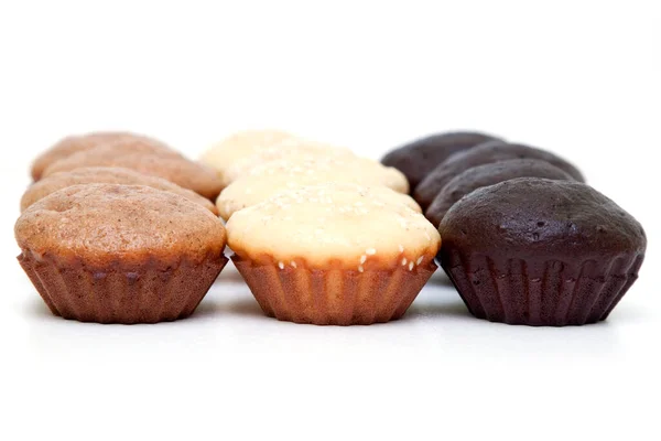 Muffins Isolerad Vit Bakgrund — Stockfoto