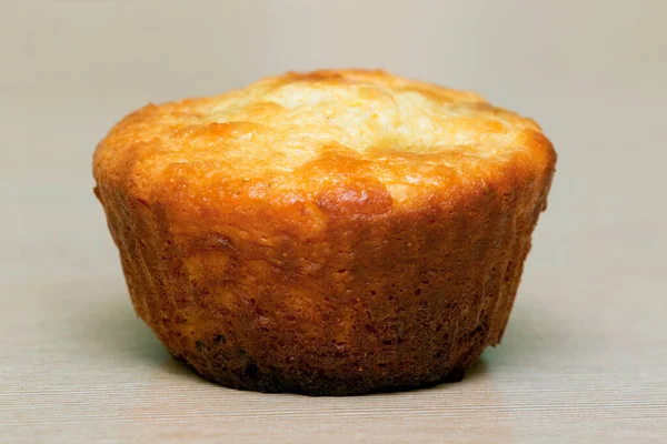 Muffin Isolato Uno Sfondo Bianco — Foto Stock