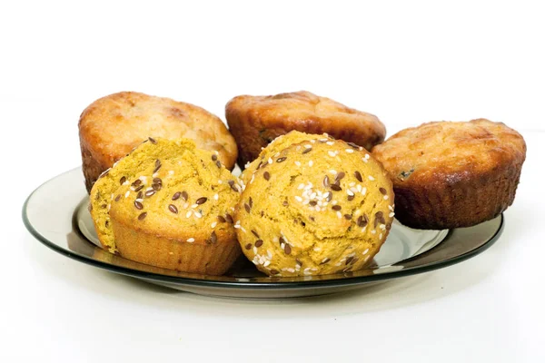 Muffiny Sezamem Izolované Bílém Pozadí — Stock fotografie