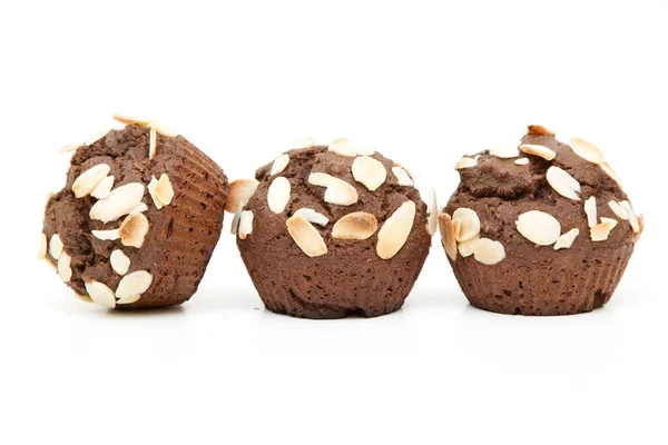 Csokis Muffin Diótöltelékkel Fehér Alapon Izolálva — Stock Fotó