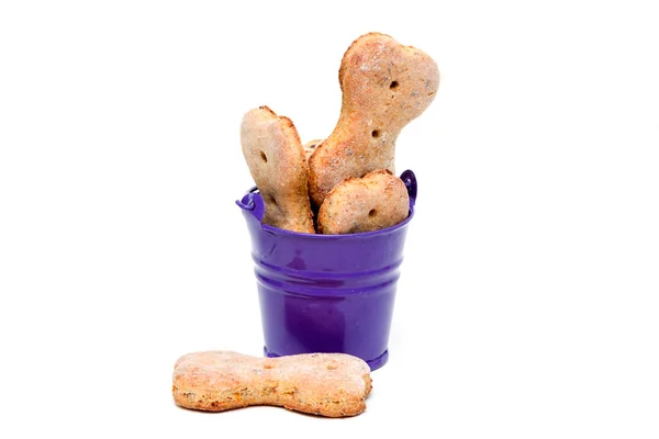 Zelf Gemaakte Hondenkoekjes Geïsoleerd Witte Achtergrond — Stockfoto