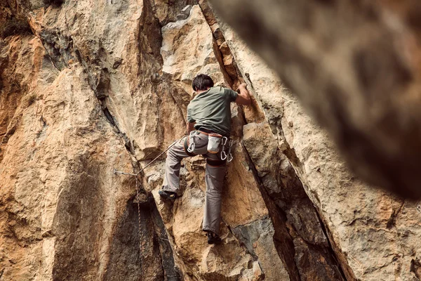 Kaya tırmanışı.