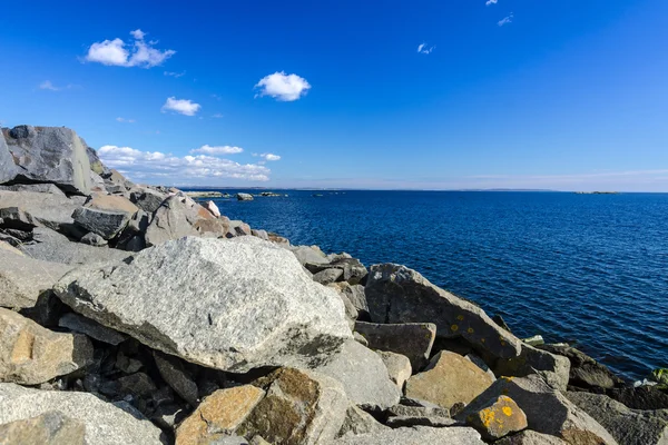 Rocky Swedish coast in March — Stock Photo, Image