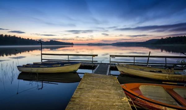 Nattvisning för sjön liten hamn — Stockfoto