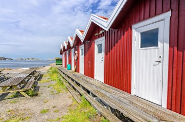 Kıyı kırmızı hizmet evleri